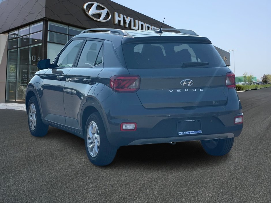 2024 Hyundai Venue Preferred-6