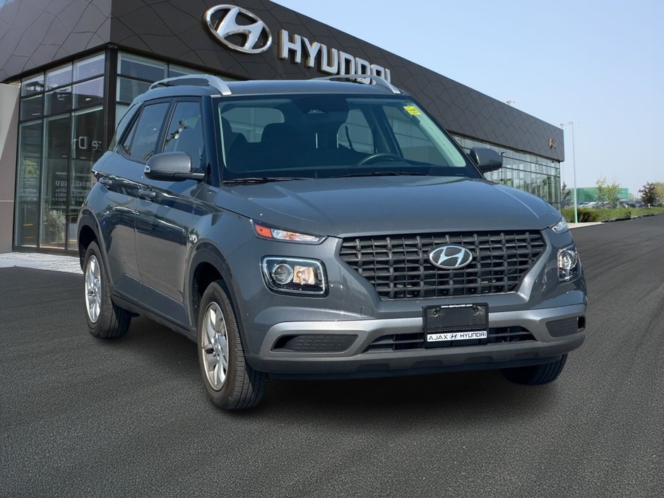 2024 Hyundai Venue Preferred-2