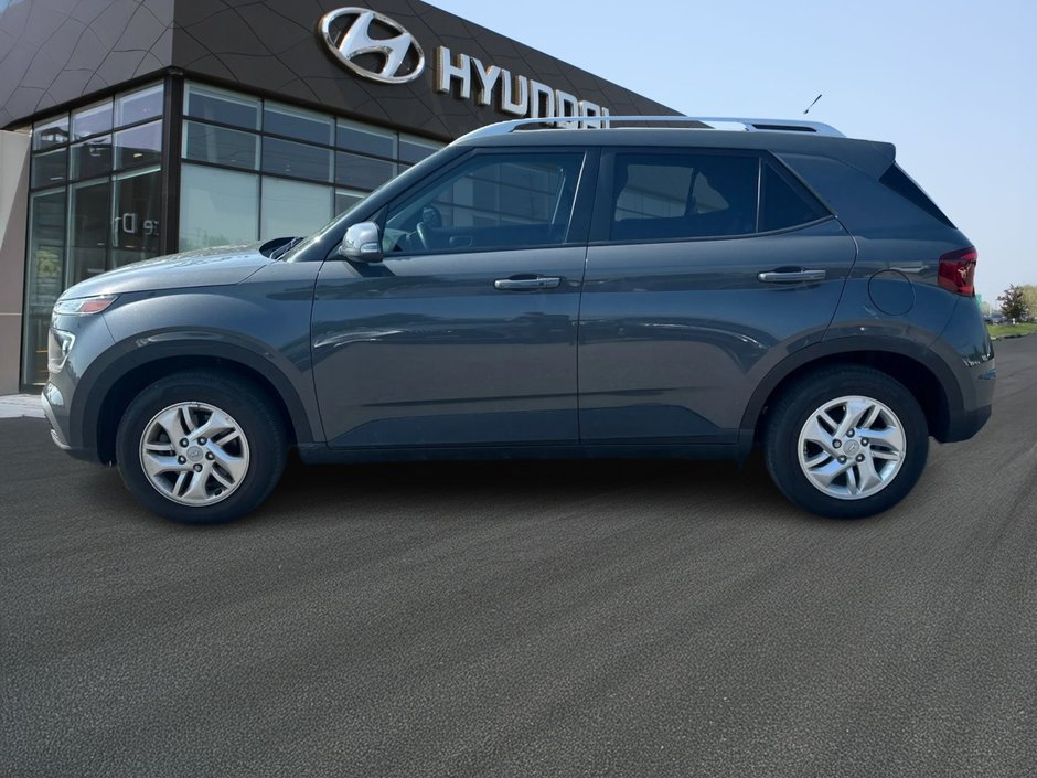 2024 Hyundai Venue Preferred-7