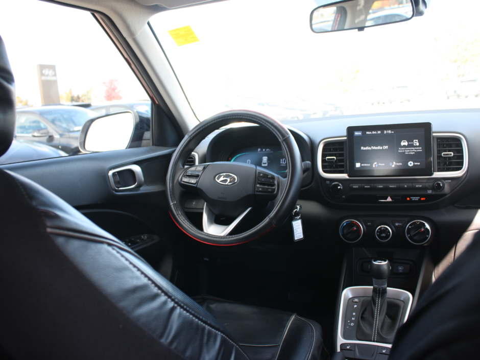 2024 Hyundai Venue Essential-29