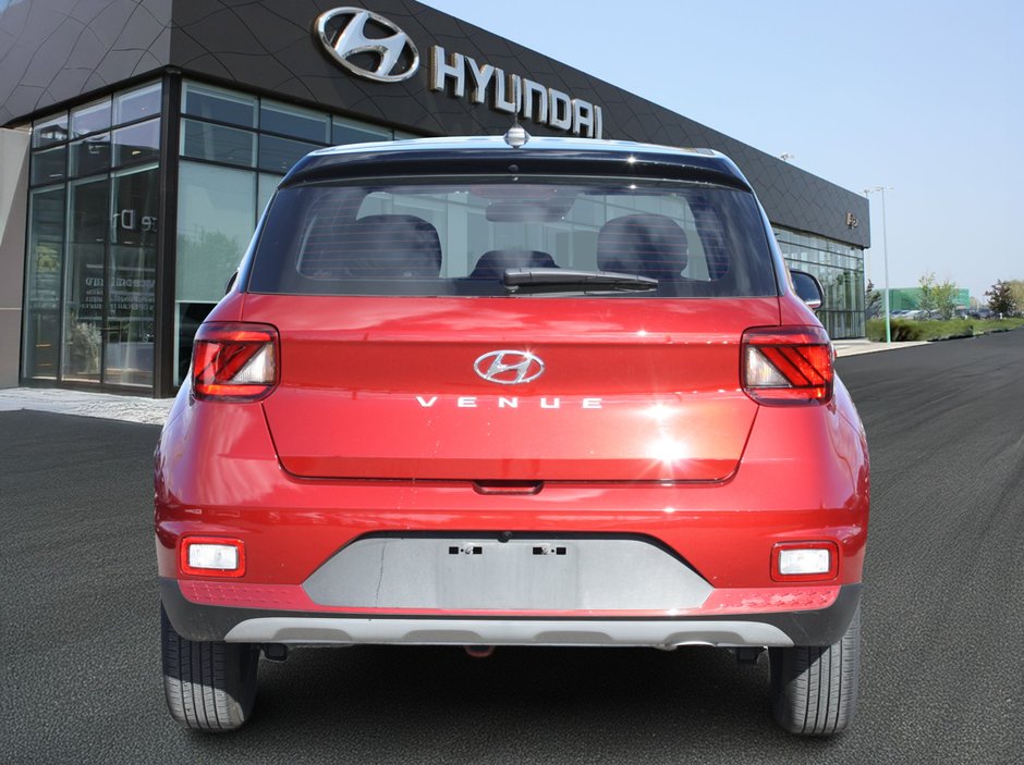 2024 Hyundai Venue Essential-5