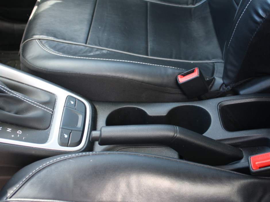 2024 Hyundai Venue Essential-16