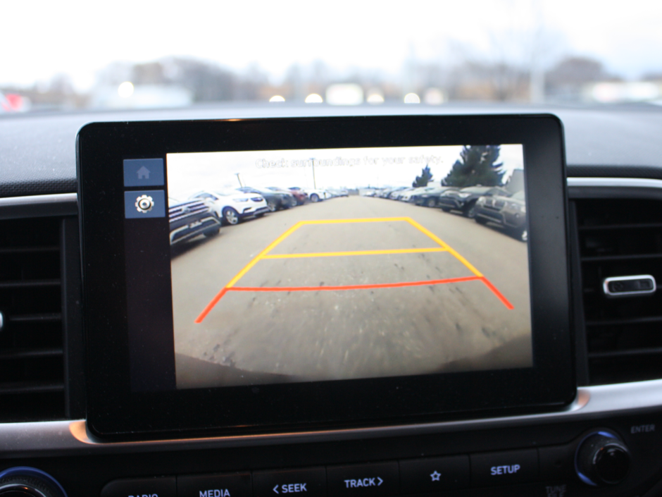 2024 Hyundai Venue Essential-12