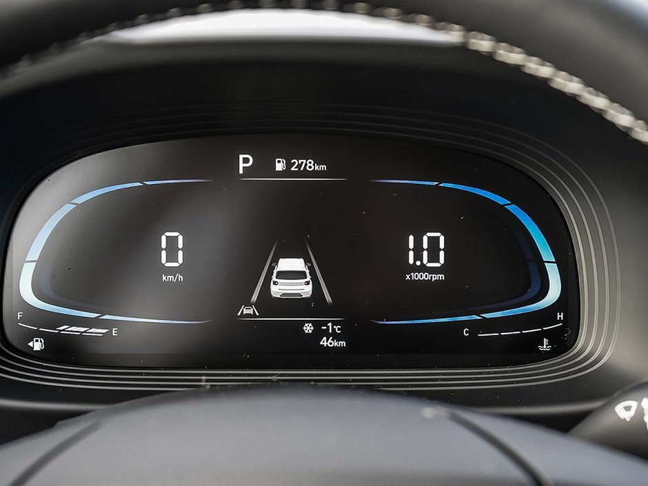 2025 Hyundai Venue Essential-13