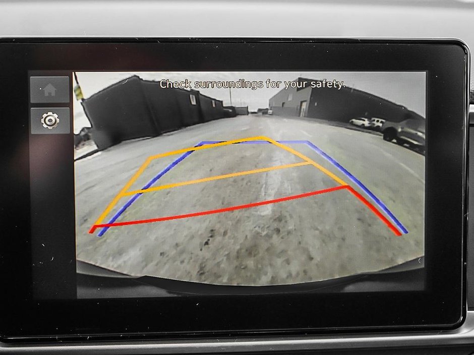 2025 Hyundai Venue Essential-22