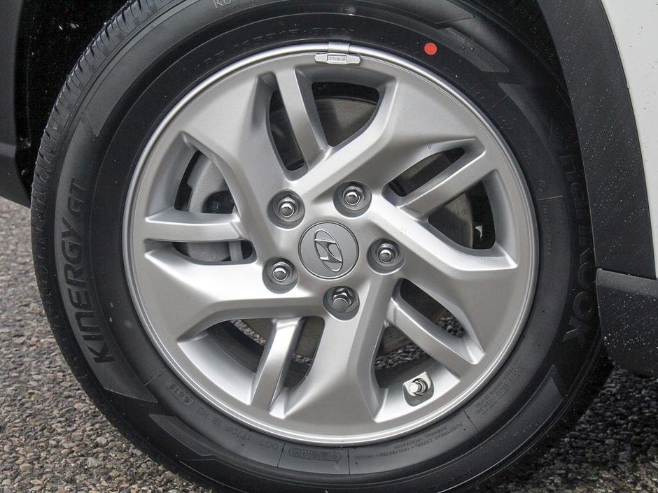 2025 Hyundai Venue Preferred-7