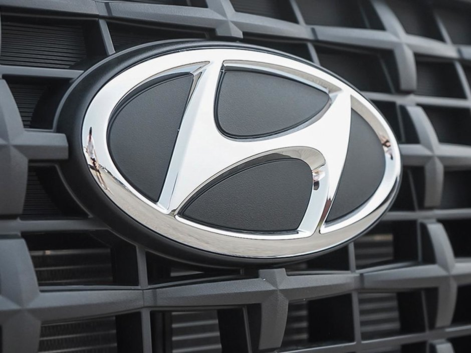 2026 Hyundai VENUE Preferred Two-tone-8