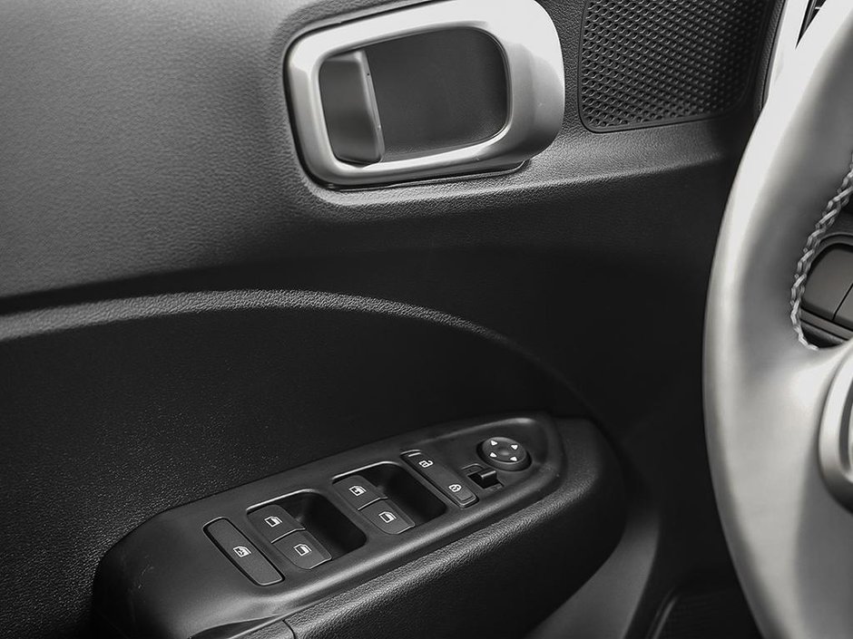 2026 Hyundai Venue Essential-15