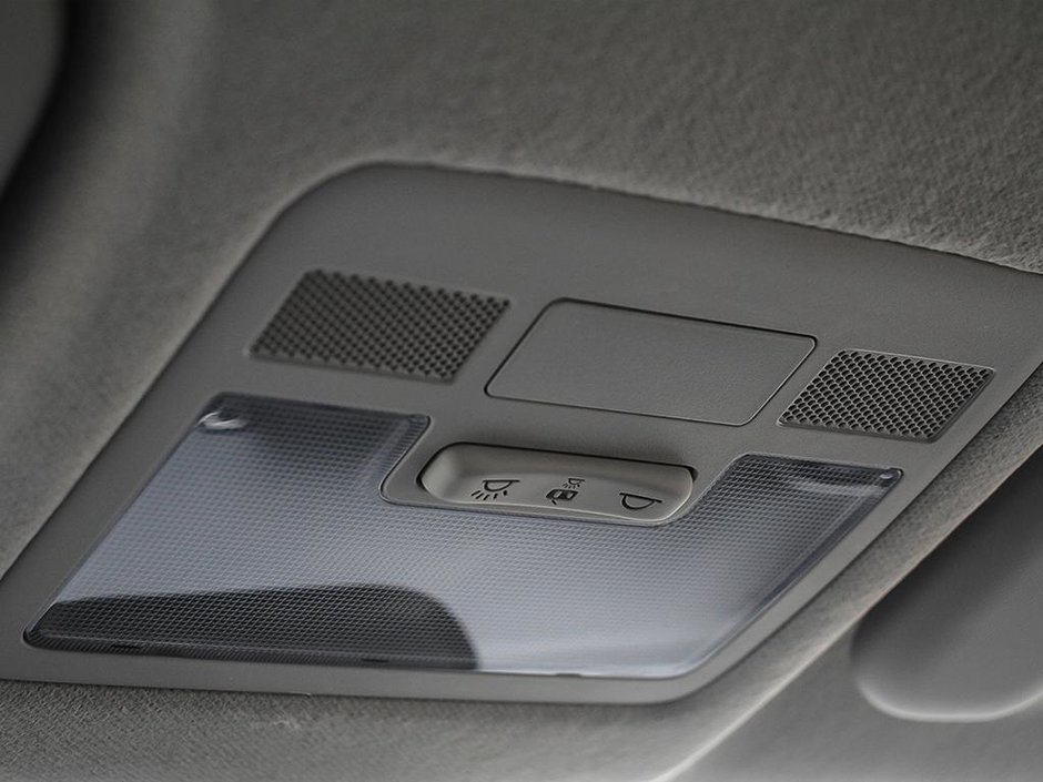 2026 Hyundai Venue Essential-18