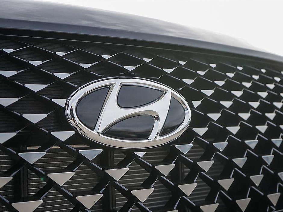 2026 Hyundai Venue Ultimate - Black interior-8