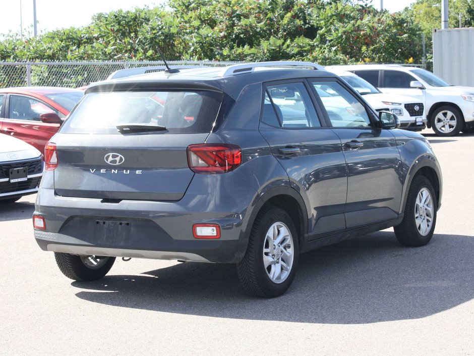 2026 Hyundai Venue Preferred-3