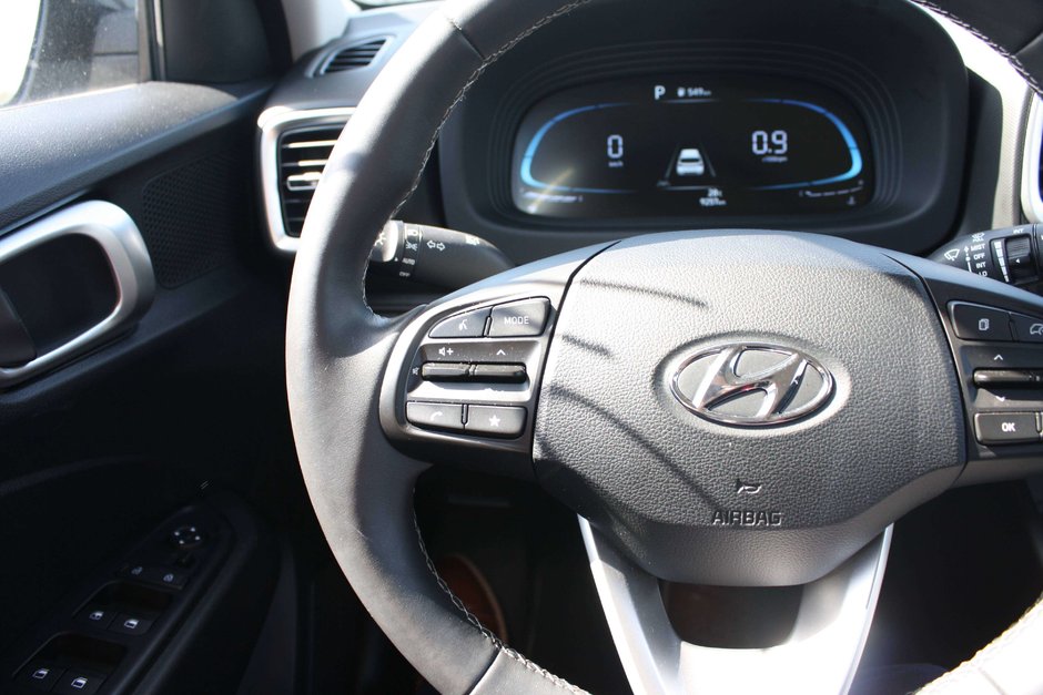 2026 Hyundai Venue Preferred-14