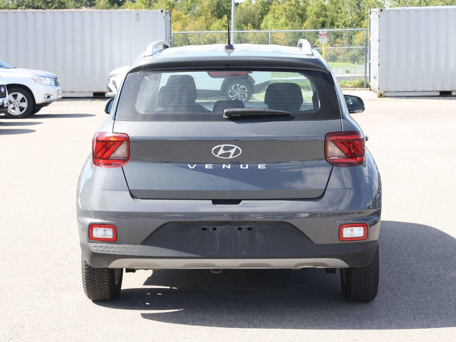 2026 Hyundai Venue Preferred-4