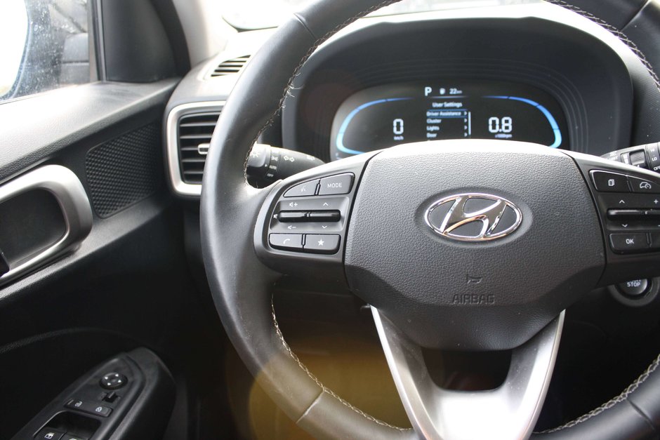 2026 Hyundai Venue Preferred-14