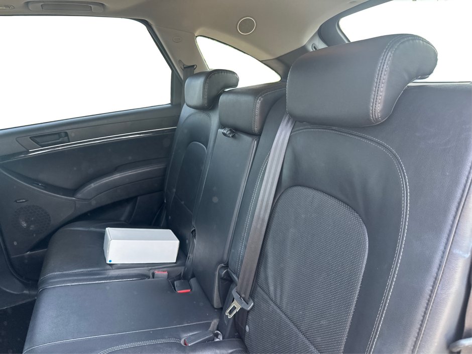 2010 Hyundai Veracruz Limited-9