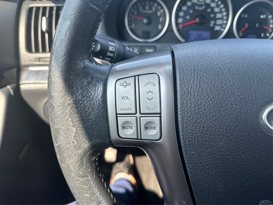 2010 Hyundai Veracruz Limited-21