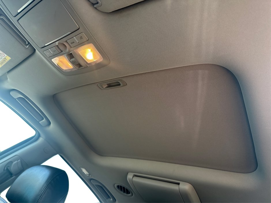 2010 Hyundai Veracruz Limited-16