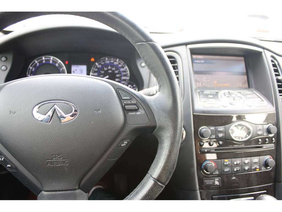 2017 Infiniti QX50 Base-16