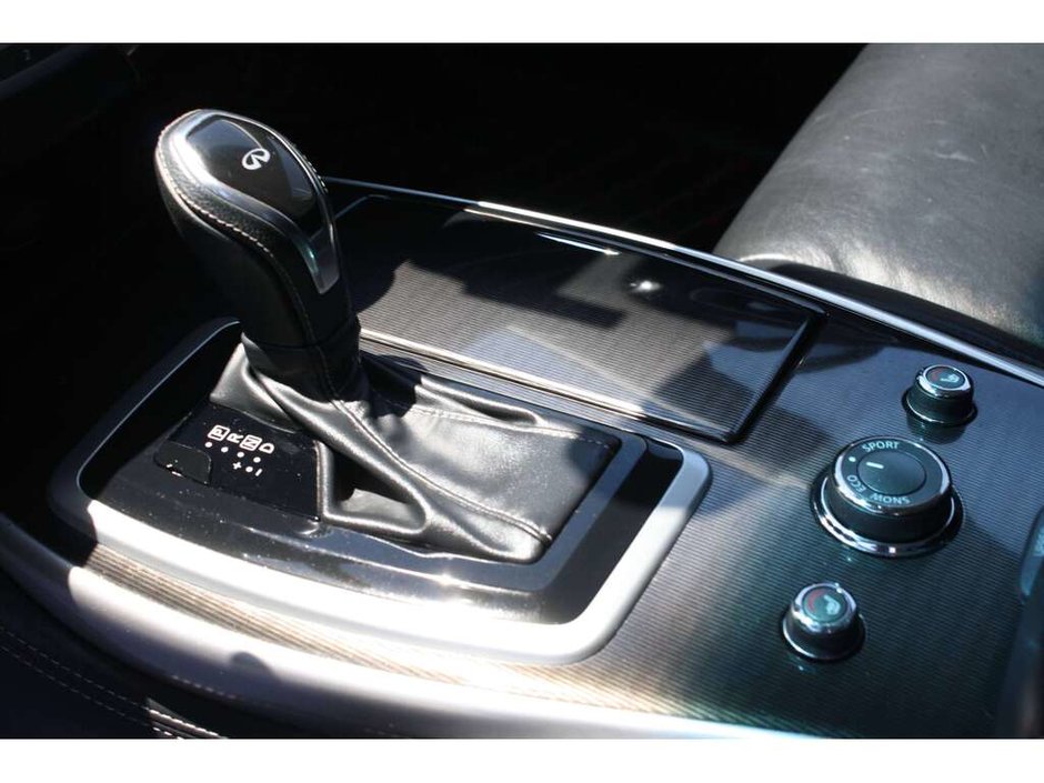 2016 Infiniti QX60 Base-11