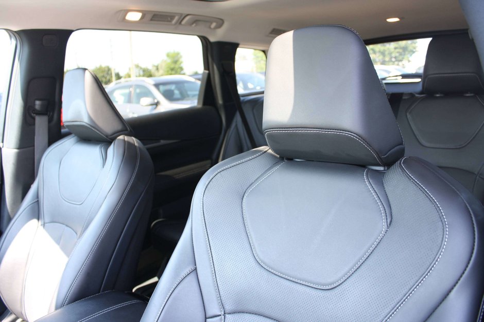 2023 Infiniti QX60 LUXE-11