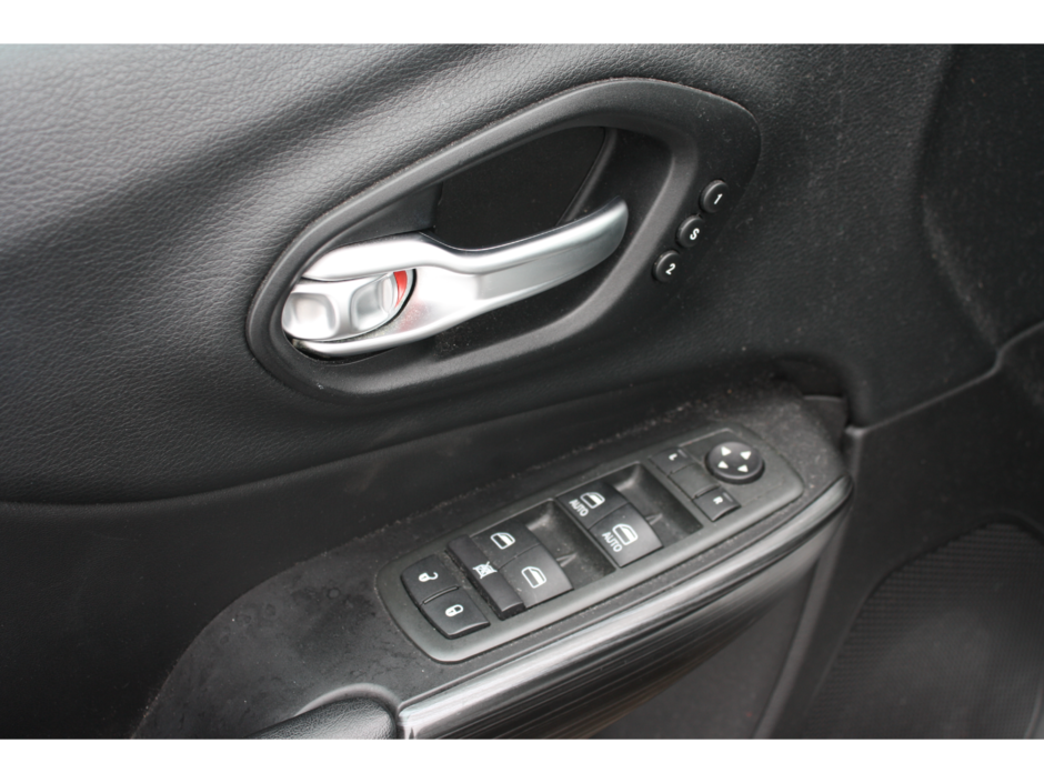 2015 Jeep Cherokee Trailhawk-6