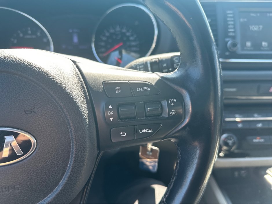2020 Kia Sedona LX-22