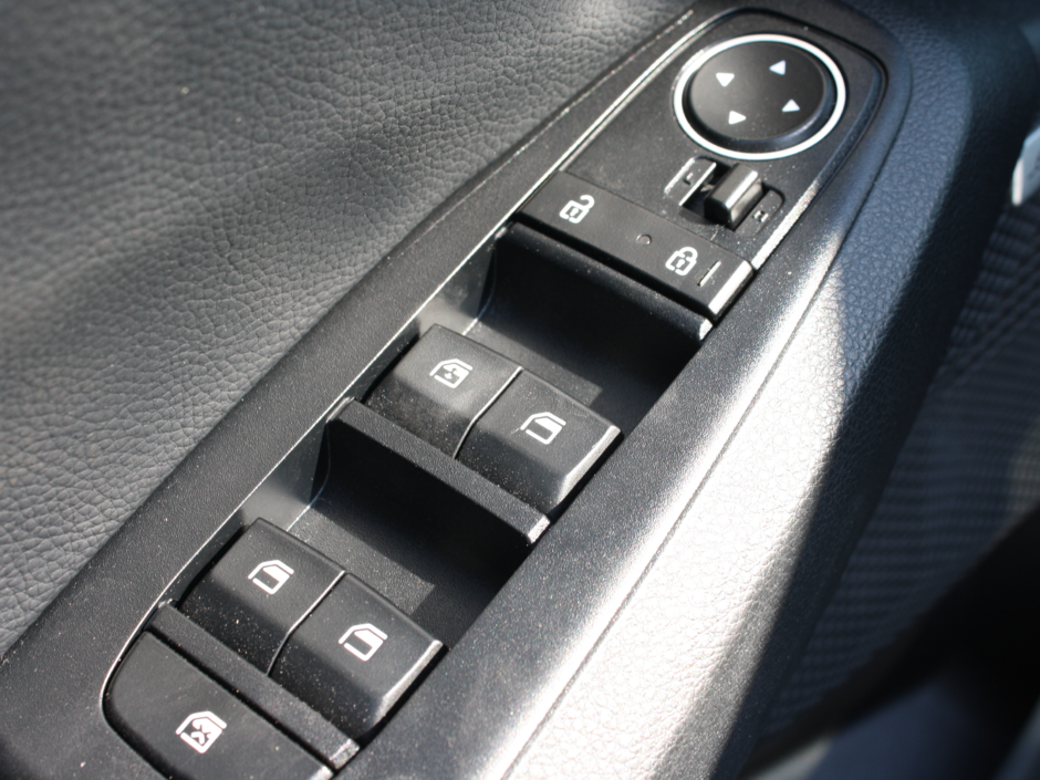 2021 Kia Seltos SX Turbo-17