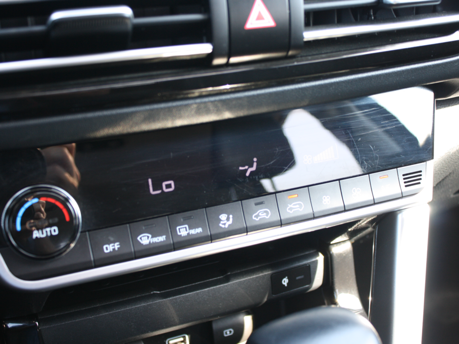 2021 Kia Seltos SX Turbo-15