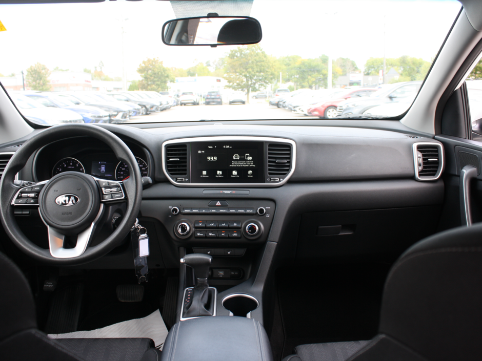 2022 Kia Sportage LX-32