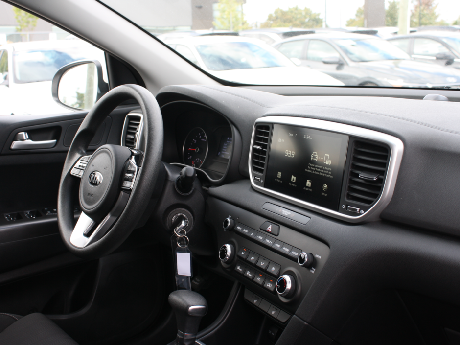 2022 Kia Sportage LX-27