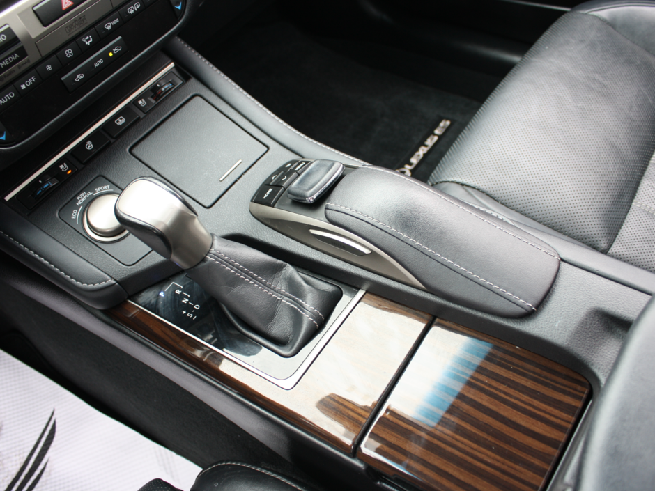 2017 Lexus ES 350-27