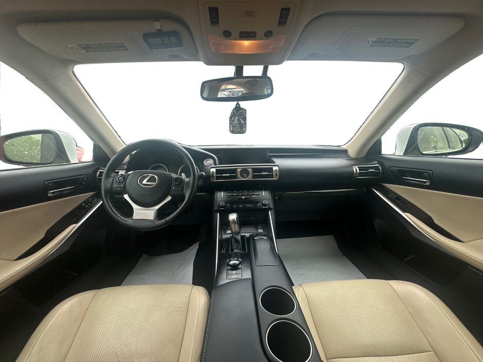 2014 Lexus IS 250-17