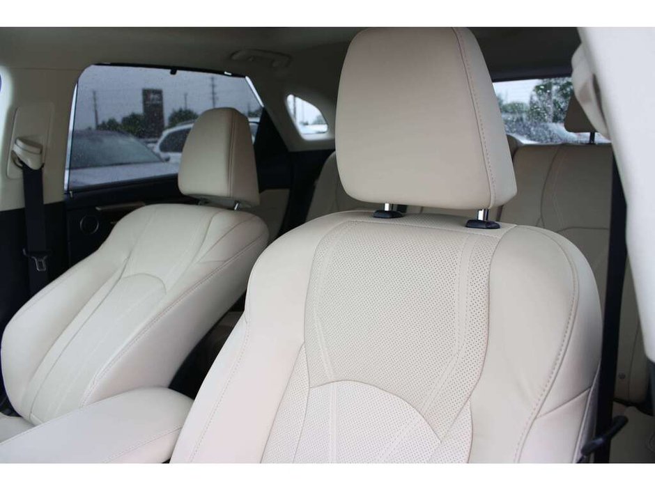 2022 Lexus RX 450h-9