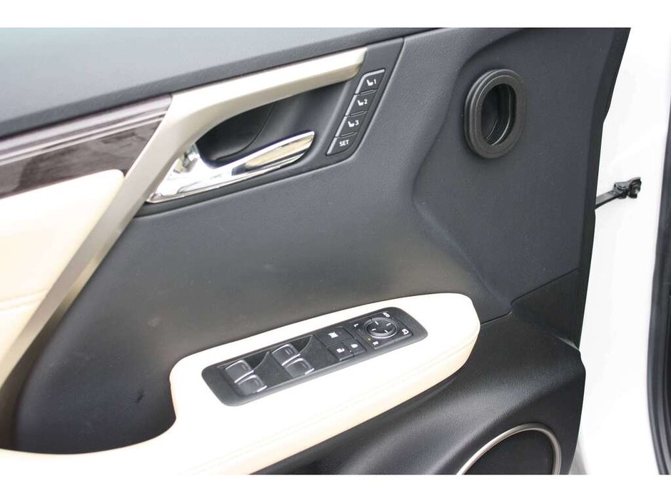 2022 Lexus RX 450h-7