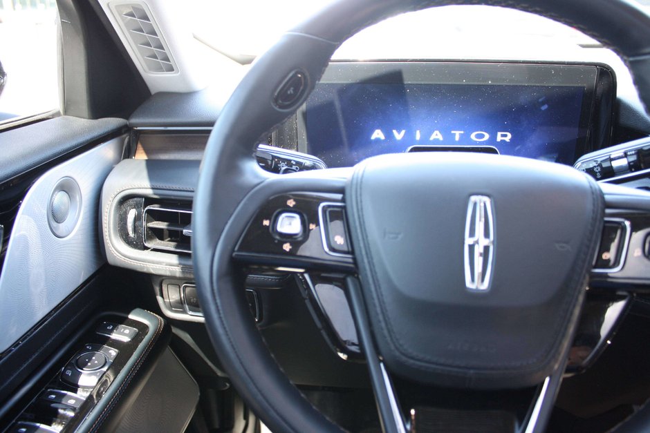 2025 Lincoln Aviator Reserve-13