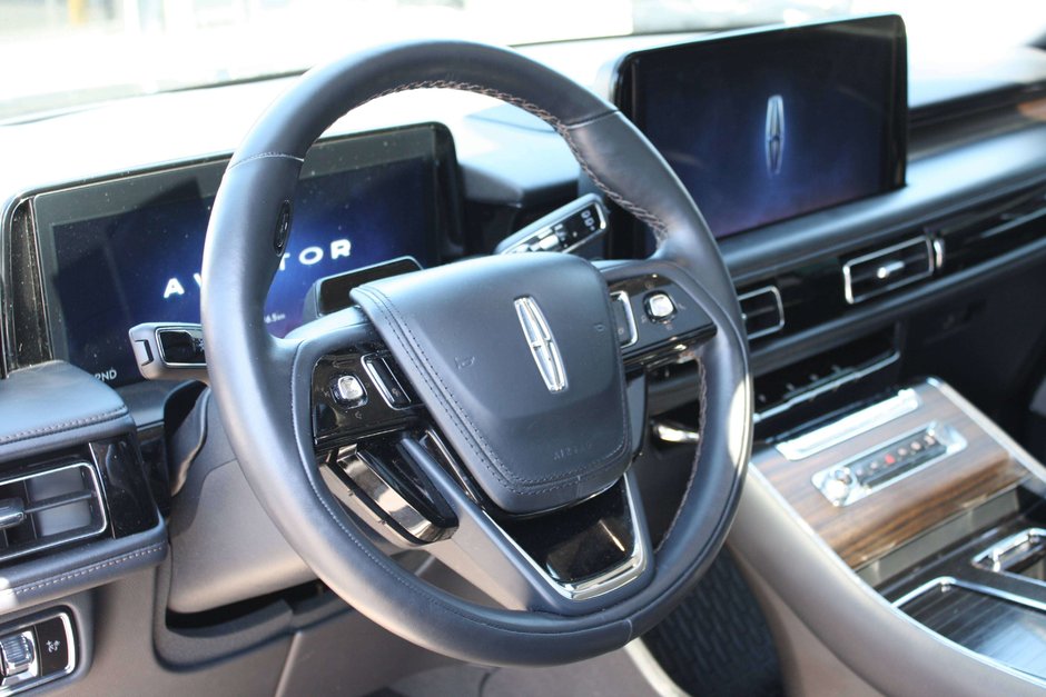 2025 Lincoln Aviator Reserve-9