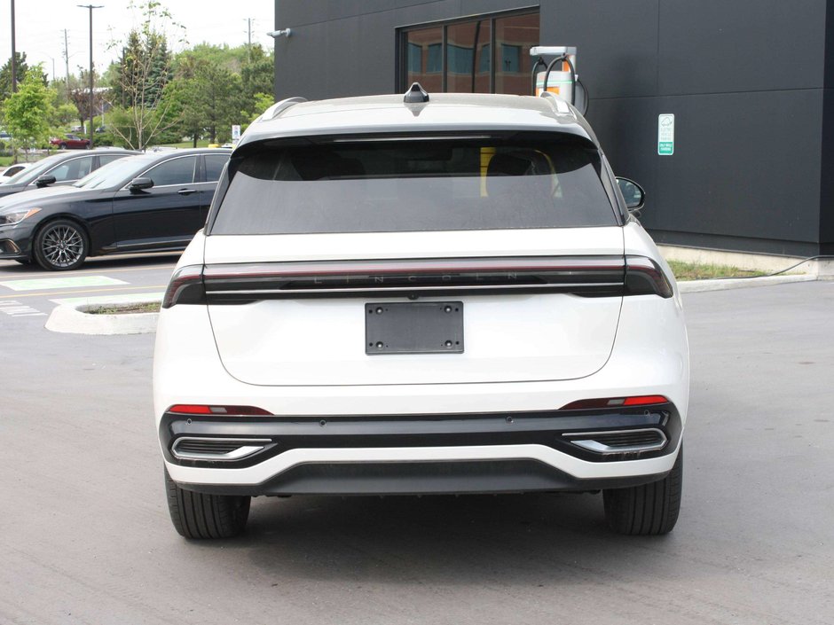 2024 Lincoln Nautilus Reserve-3
