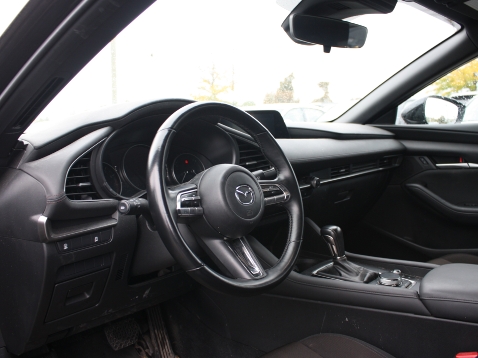 2021 Mazda 3 GS-12