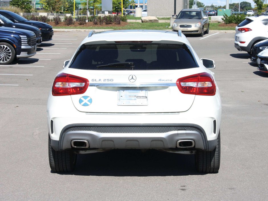 2017 Mercedes-Benz GLA 250-4