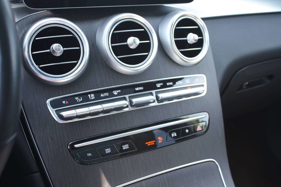 2022 Mercedes-Benz GLC 300-11