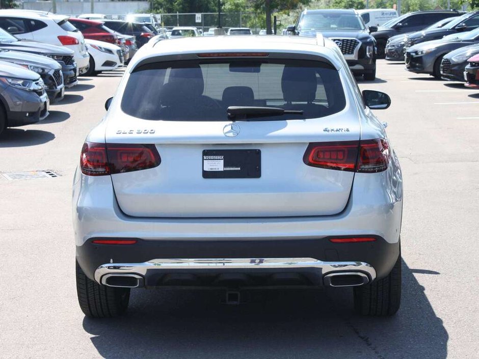 2022 Mercedes-Benz GLC 300-4