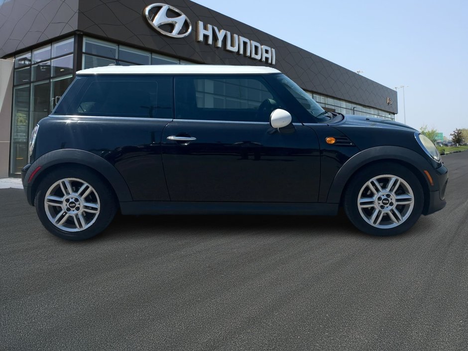 2011 MINI Cooper Base-3