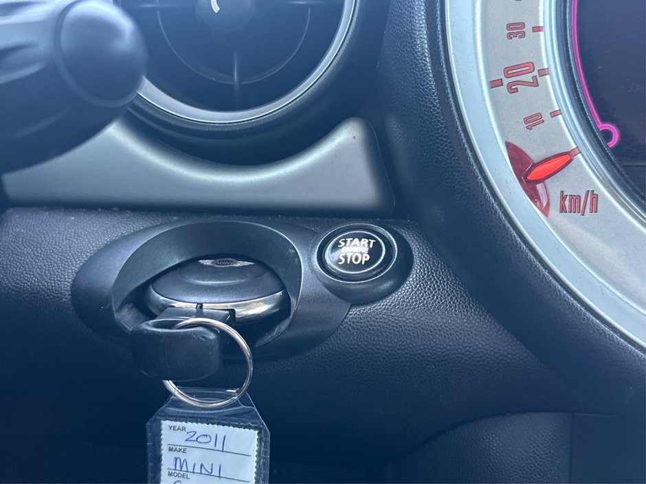 2011 MINI Cooper Base-20