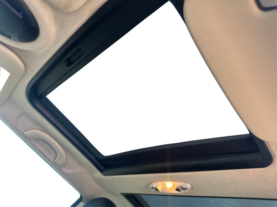 2011 MINI Cooper Base-16