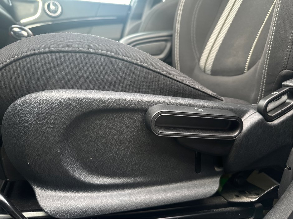 2018 MINI John Cooper Works Countryman Base-15