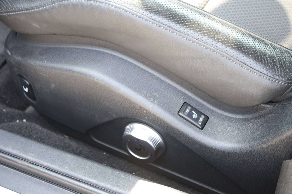 2010 Nissan GT-R Base-10