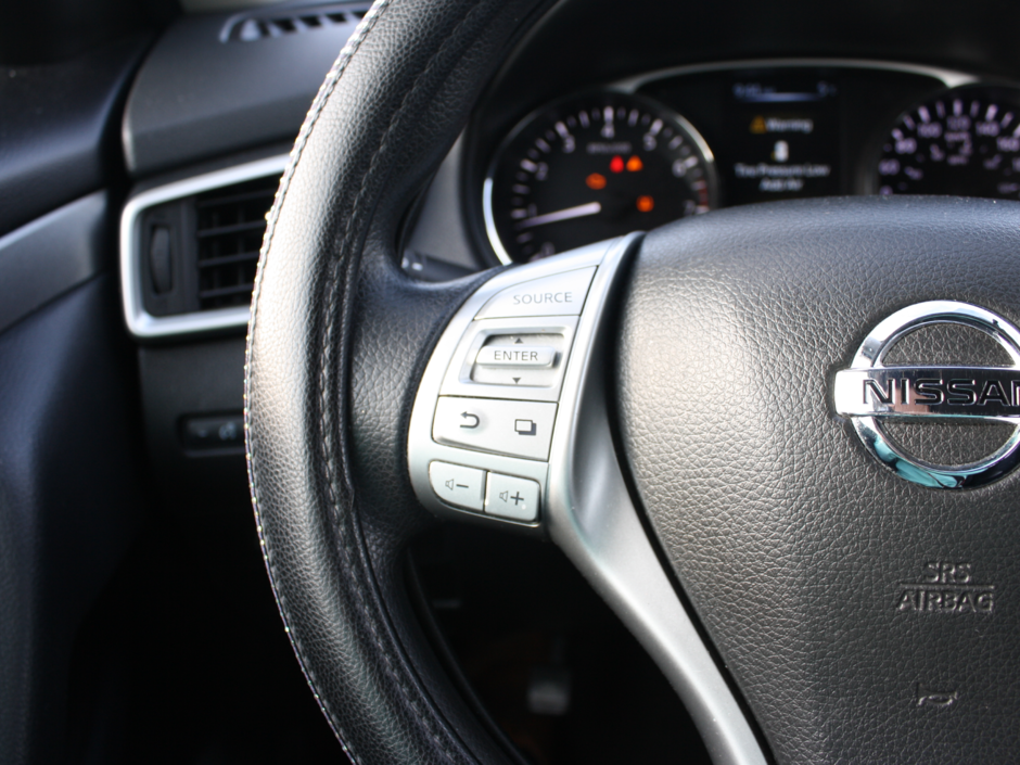 2016 Nissan Rogue S-13