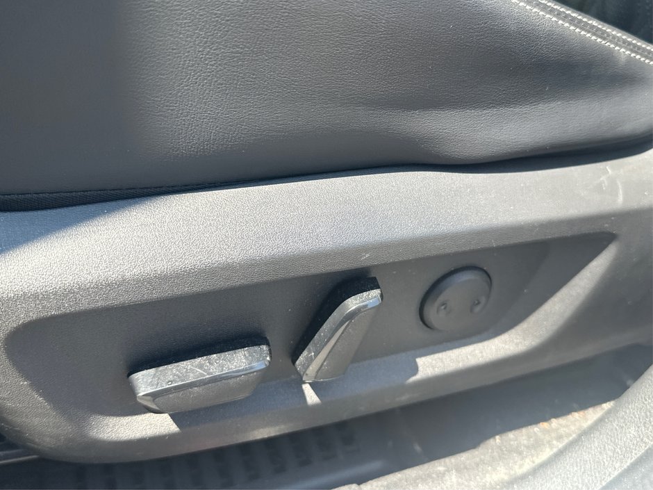 2021 Nissan Rogue Platinum-15