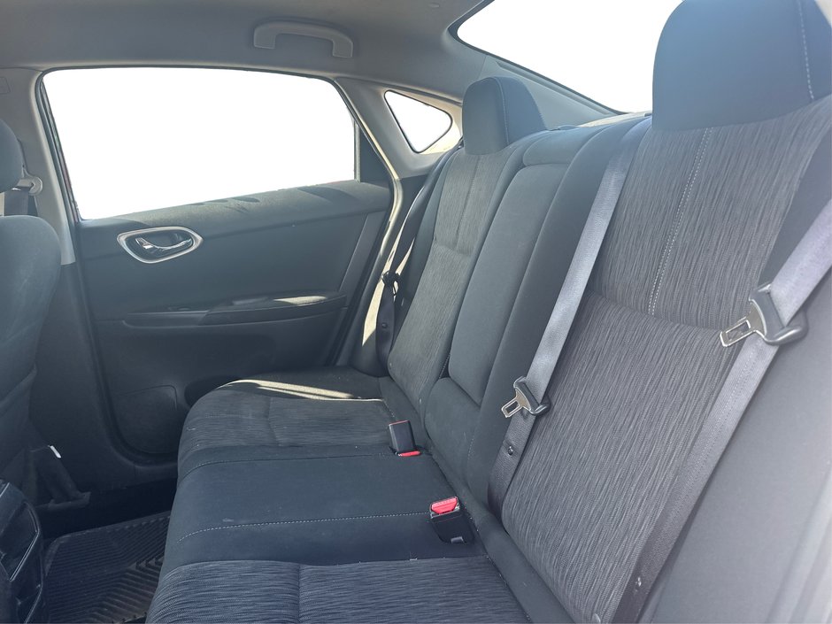 2015 Nissan Sentra 1.8 S-9