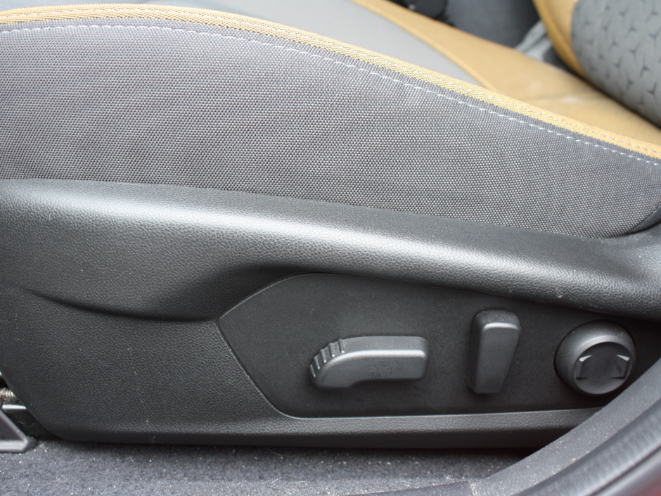 2024 Subaru Crosstrek Onyx-11